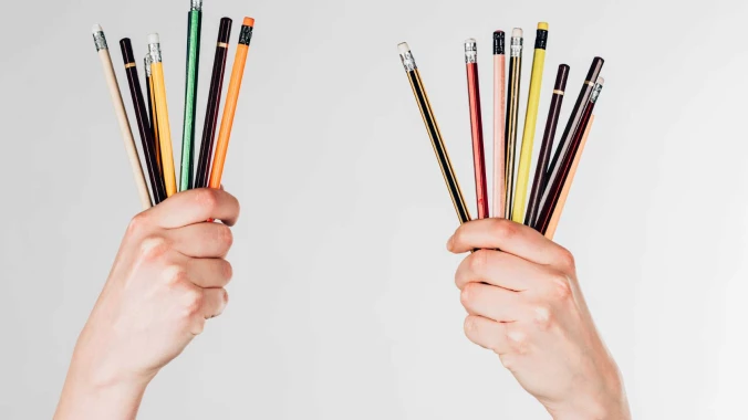 Svinčniki z logotipom in gravuro kot eleganten promocijski pripomoček