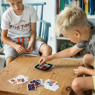 Magnetna igra tic-tac-toe - Črna