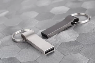Pomnilniški ključ USB PALERMO 16 GB - Grafitni