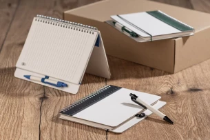 REGALI beležnica z ravnilom in pisalom - zelena