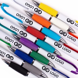 Pisalo Milano - mornarsko modro