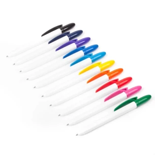 Izpolnite belo pero - črno